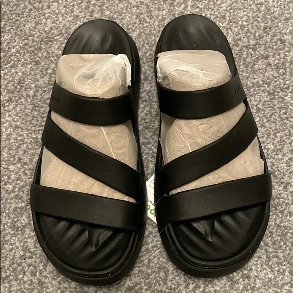 Crocs Getaway Strappy Sandal size 9 - Picture 6 of 8